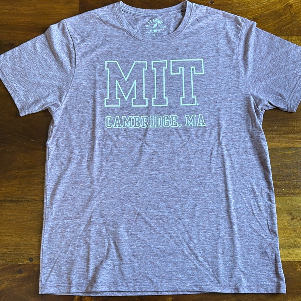 Mit Tshirt - image 2